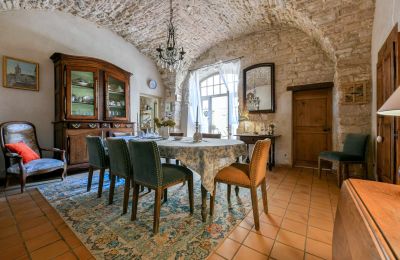 Historic property for sale Uzès, Occitania, Image 3/34
