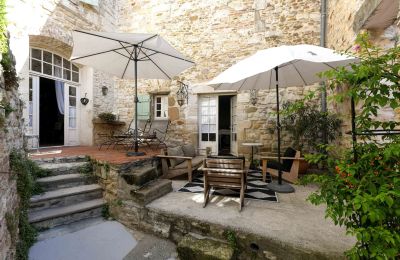 Historic property for sale Uzès, Occitania, Image 31/34