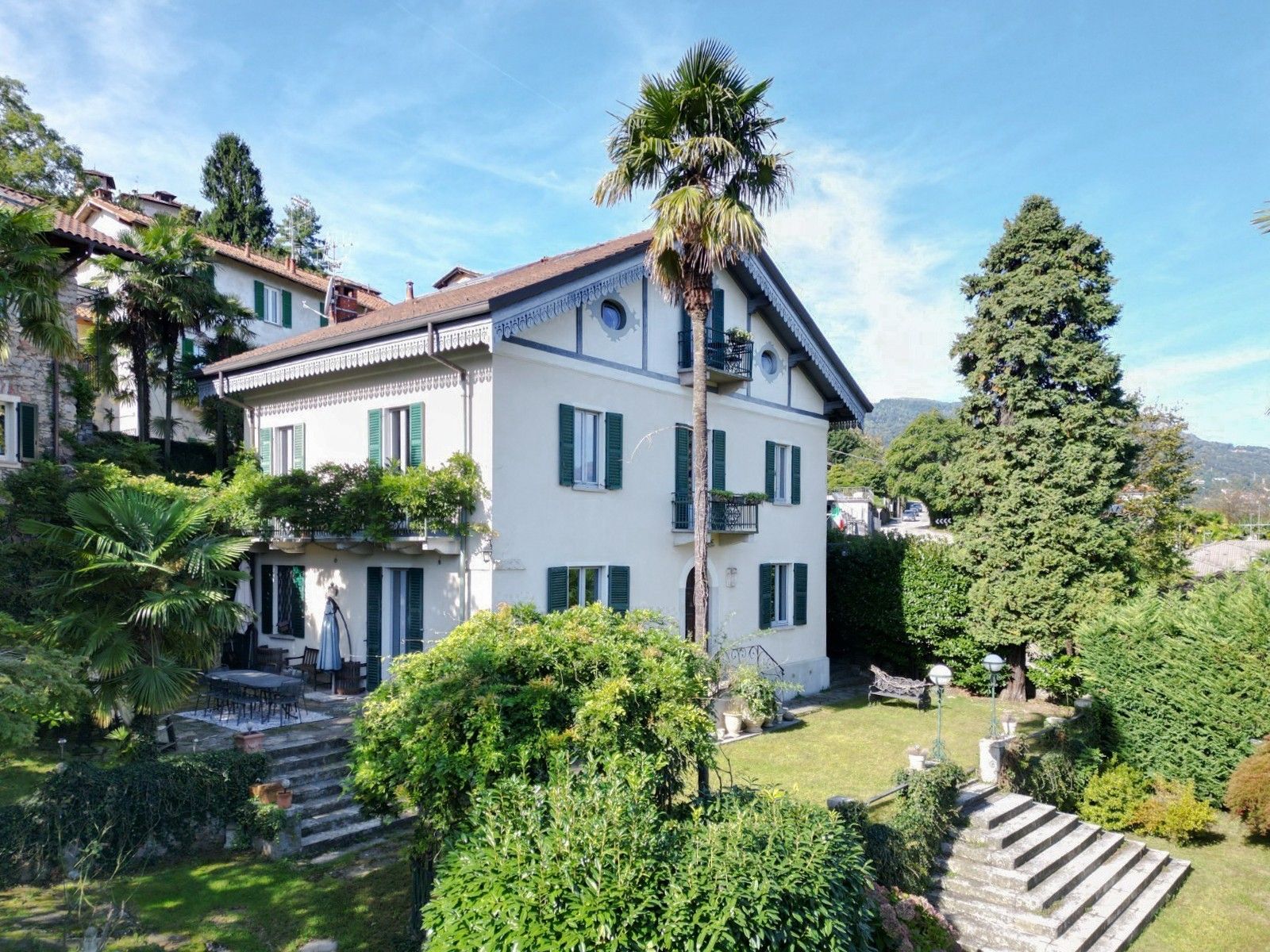 Photos Villa with Lake View in Stresa, Italy