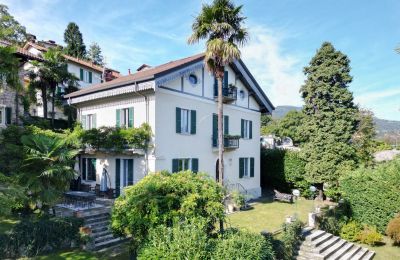 Historic Villa for sale 28838 Stresa, Via per Vedasco, Piemont, Image 1/60