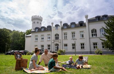 Castle for sale 18445 Groß Mohrdorf, Am Park 7, Mecklenburg-West Pomerania, Front view