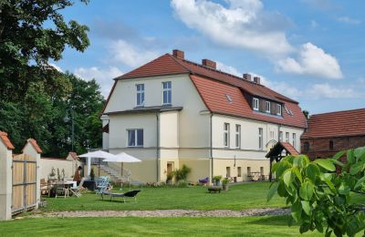 Manor house for sale Brandenburg, Garden