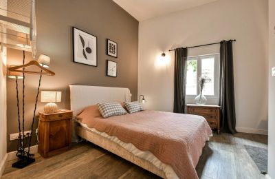 Historic property for sale Uzès, Occitania, Image 16/24