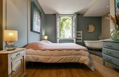 Historic property for sale Uzès, Occitania, Image 17/24