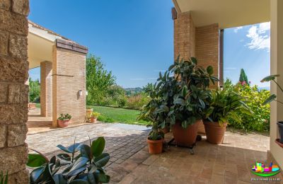 Manor House for sale Perugia, Umbria, Image 17/51