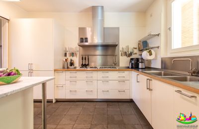 Manor House for sale Perugia, Umbria, Image 33/51