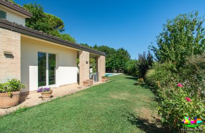 Manor House for sale Perugia, Umbria, Image 3/51