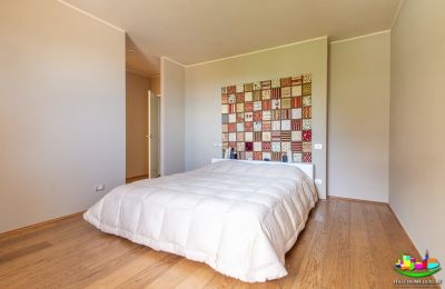 Manor House for sale Perugia, Umbria, Image 36/51