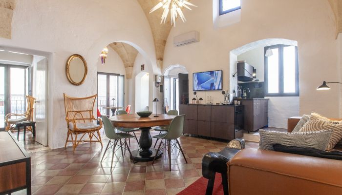 2+ bedrooms luxurious townhouse with spectacular roof terrace