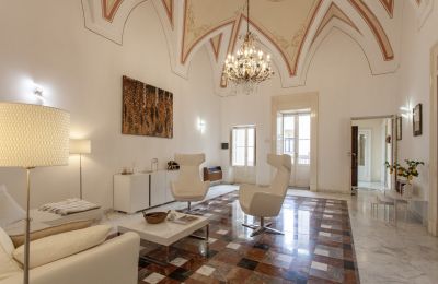 Town House for sale Oria, Apulia, Image 2/32