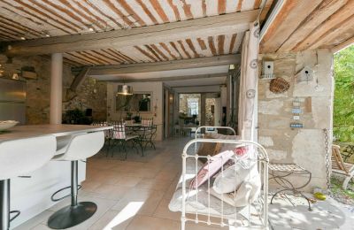 Historic property for sale Goudargues, Occitania, Image 10/21