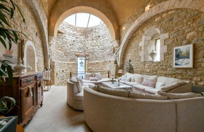 Historic property for sale Goudargues, Occitania, Image 1/21