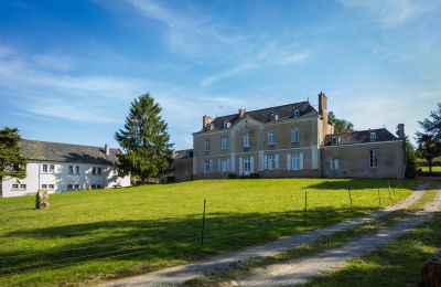 Manor house for sale Couëron, Pays de la Loire, Image 3/16