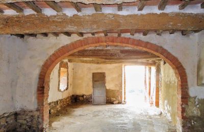 Historic tower for sale 06055 Marsciano, Umbria, Image 9/18