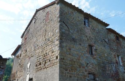 Country home for sale 06010 Citerna, Umbria, Image 12/27