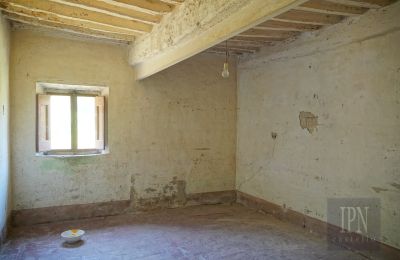 Country home for sale 06010 Citerna, Umbria, Image 20/27