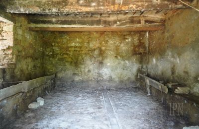 Country home for sale 06010 Citerna, Umbria, Image 25/27