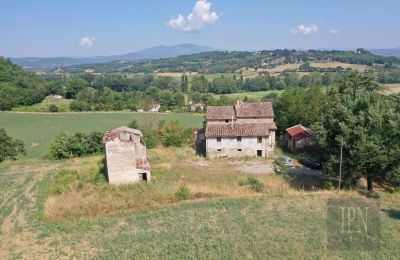 Country home for sale 06010 Citerna, Umbria, Image 6/27