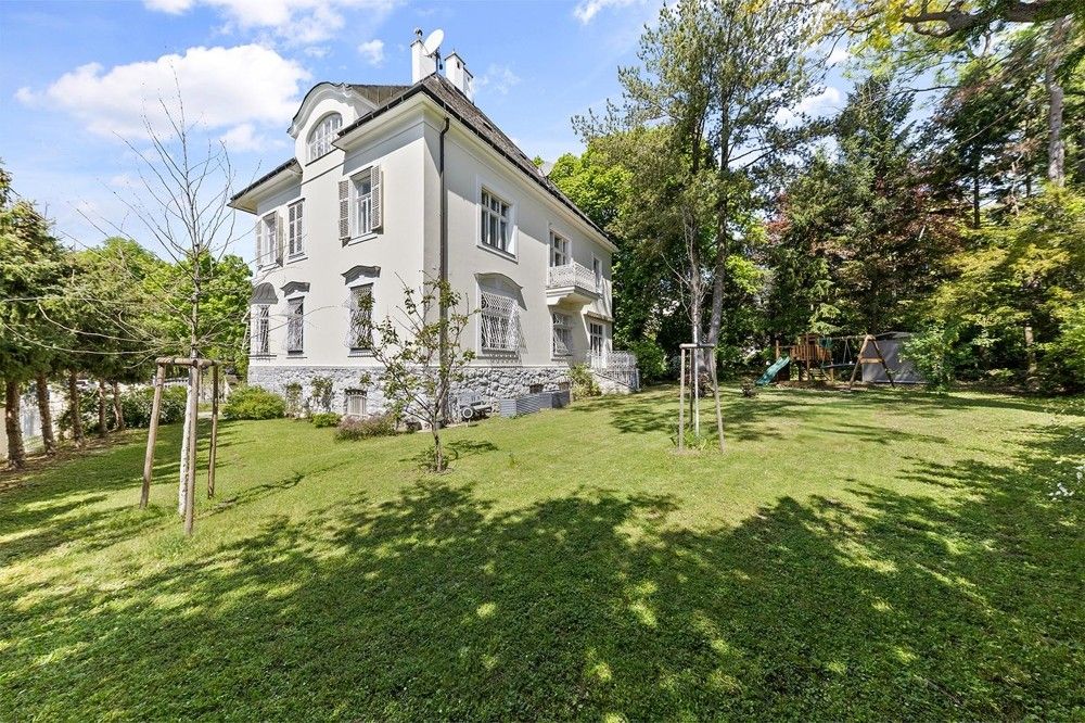 Photos Historic villa in prestigious location of Vienna