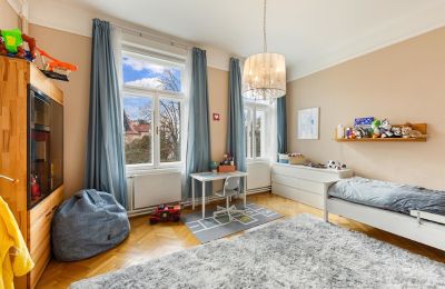 Historic Villa for sale Währing, Vienna, Das Gäste-/Kinderzimmer im Obergeschoss