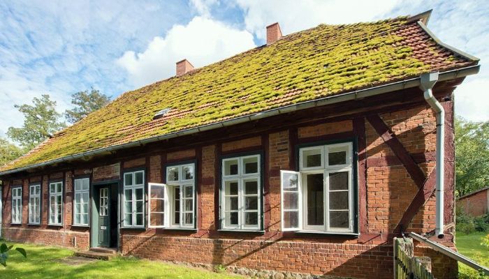 Manor House for sale 19386 Kreien, Mecklenburg-West Pomerania,  Germany