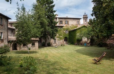 Urban palace for sale Mercatello sul Metauro, Marche, Garden
