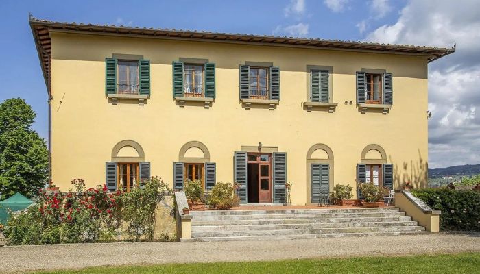 Villa Pelletti – Renaissance estate with park and pool