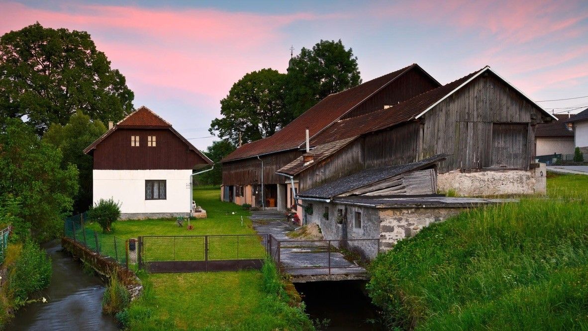 Photos Water Mill and Sawmill with 500 Years of History