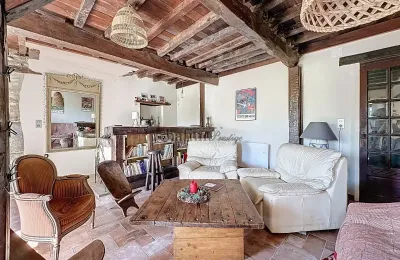Historic property for sale Lourdes, Occitania, Image 7/27