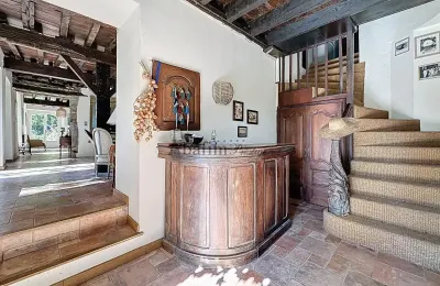 Historic property for sale Lourdes, Occitania, Image 6/27