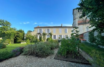 Historic villa for sale Beauvais-sur-Matha, rue de l eglise 12, New Aquitaine, Image 18/18