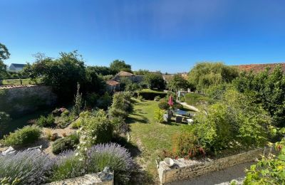 Historic villa for sale Beauvais-sur-Matha, rue de l eglise 12, New Aquitaine, Image 17/18