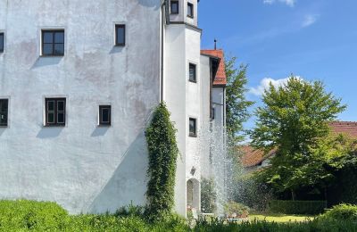 Castle for sale 84375 Kirchdorf am Inn, Hofmarkstraße 2, Bavaria, West-Ansicht