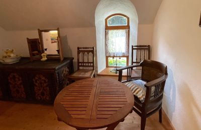 Castle for sale 84375 Kirchdorf am Inn, Hofmarkstraße 2, Bavaria, Einliegerwohnung im EG: Wohnzimmer