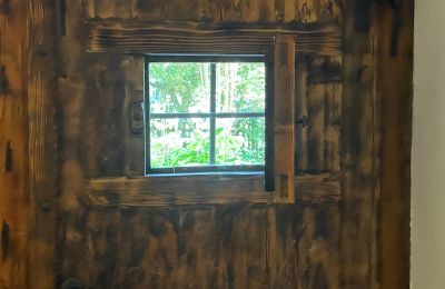 Castle for sale 84375 Kirchdorf am Inn, Hofmarkstraße 2, Bavaria, Guckfenster im Schlosstor