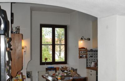 Castle for sale 84375 Kirchdorf am Inn, Hofmarkstraße 2, Bavaria, 1. Stock: Blick in Küche (Terracotta + FBH)