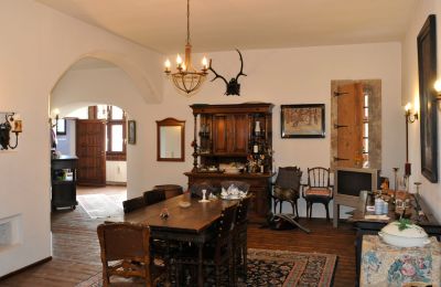 Castle for sale 84375 Kirchdorf am Inn, Hofmarkstraße 2, Bavaria, 1. Stock: Esszimmer (Blick zum Eingang)