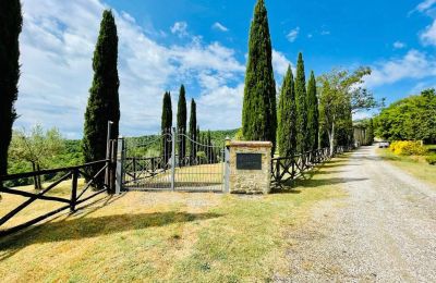 Country property for sale Anghiari, Tuscany, Image 15/41