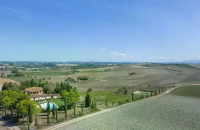 Country property for sale Monteroni d'Arbia, Tuscany, Image 38/39