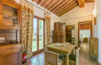 Country property for sale Monteroni d'Arbia, Tuscany, Image 6/39