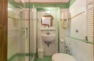 Country property for sale Monteroni d'Arbia, Tuscany, Image 17/39