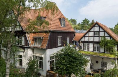 Historic villa for sale Berlin, Ernst-Ring-Straße 2, Villa und Remise