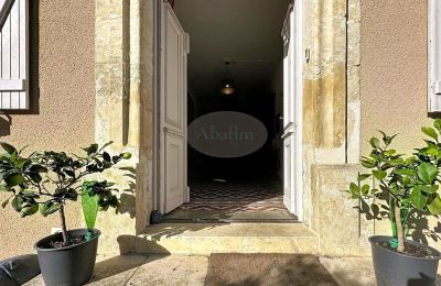 Country property for sale Masseube, Occitania, Entrance