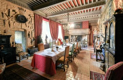 Medieval castle for sale Pouzilhac, Occitania, Image 6/43