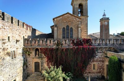 Medieval castle for sale Pouzilhac, Occitania, Image 37/43