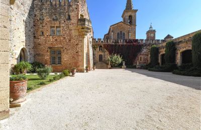Medieval castle for sale Pouzilhac, Occitania, Image 3/43
