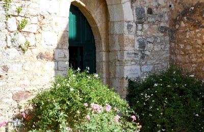 Medieval castle for sale Pouzilhac, Occitania, Image 28/43