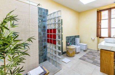 Urban palace for sale Sóller, Balearic Islands, Badezimmer