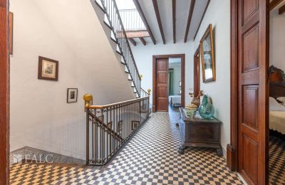 Urban palace for sale Sóller, Balearic Islands, Flur