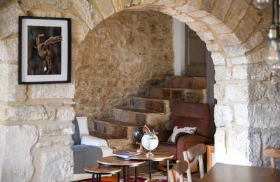 Historic property for sale Uzès, Occitania, Image 9/34